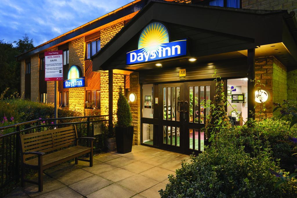 Days Inn Hotel Bradford - Leeds Брайтхаус Экстерьер фото